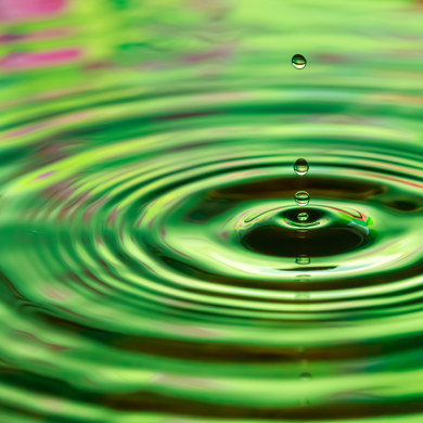 Green water ripple